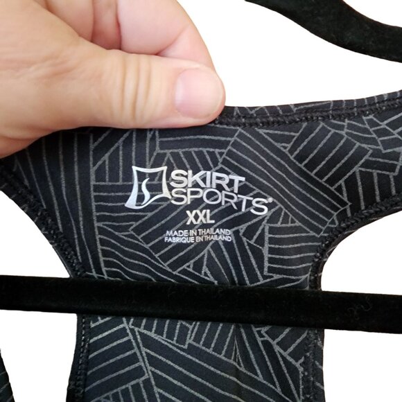 Skirt Sports Racer Back Tank Top XXL NWT - Picture 4 of 4